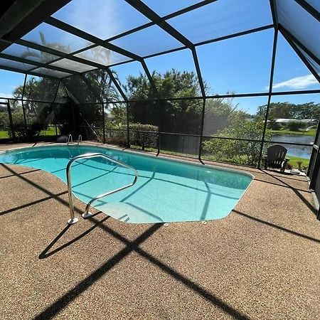 Pool Home With A New Sparkling Pool, Close To Beach, Lovely Lake View North Naples 外观 照片