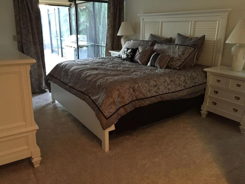 Pool Home With A New Sparkling Pool, Close To Beach, Lovely Lake View North Naples 外观 照片