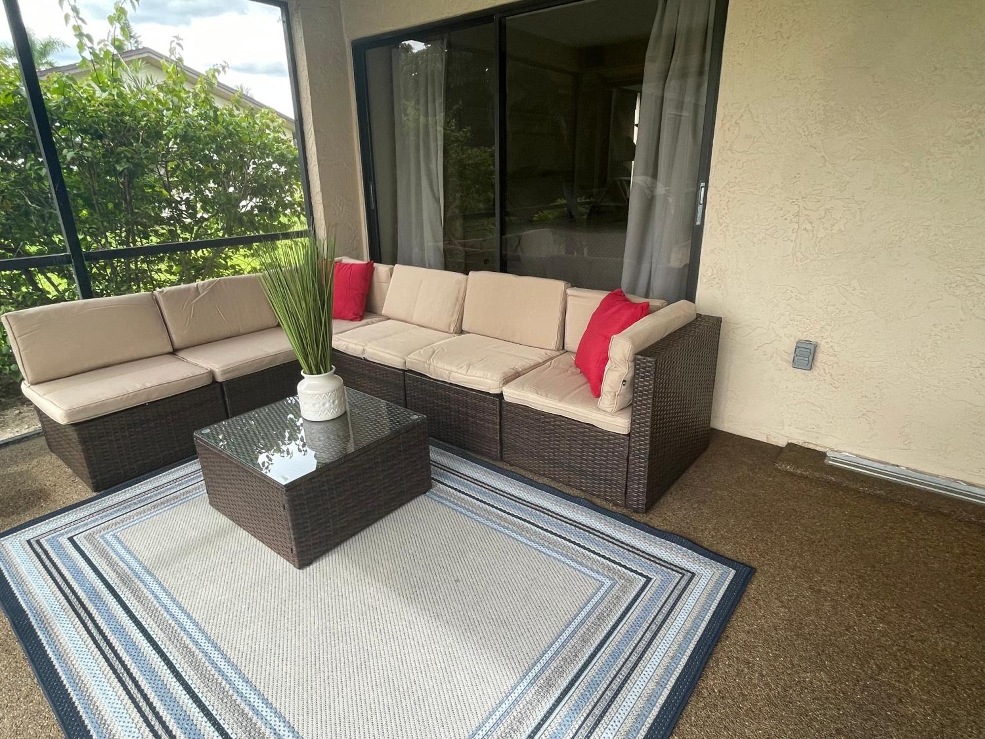 Pool Home With A New Sparkling Pool, Close To Beach, Lovely Lake View North Naples 外观 照片